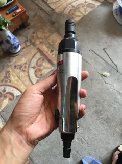 Máy bắn vít bằng hơi