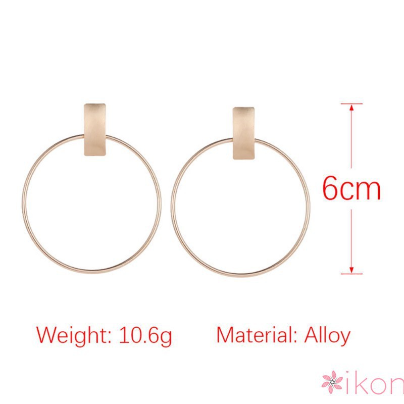 Khuyên tai kim loại dáng tròn thiết kế đơn giản