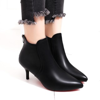 Giày boot nữ cổ ngắn sexy màu đen 7cm