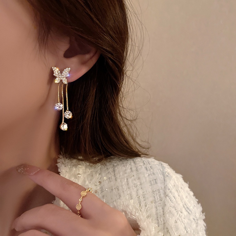 Khuyên Tai Tua Rua Hình Bướm Đính Đá Cao Cấp Phong Cách Hàn Quốc Hợp Thời Trang Cho Nữ