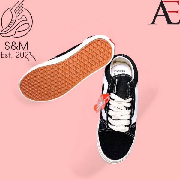 Giày Vans Đen Classic Vault, Giày Vans Nam Nữ Thể Thao Cao Cấp Full Box + Bill | BigBuy360 - bigbuy360.vn