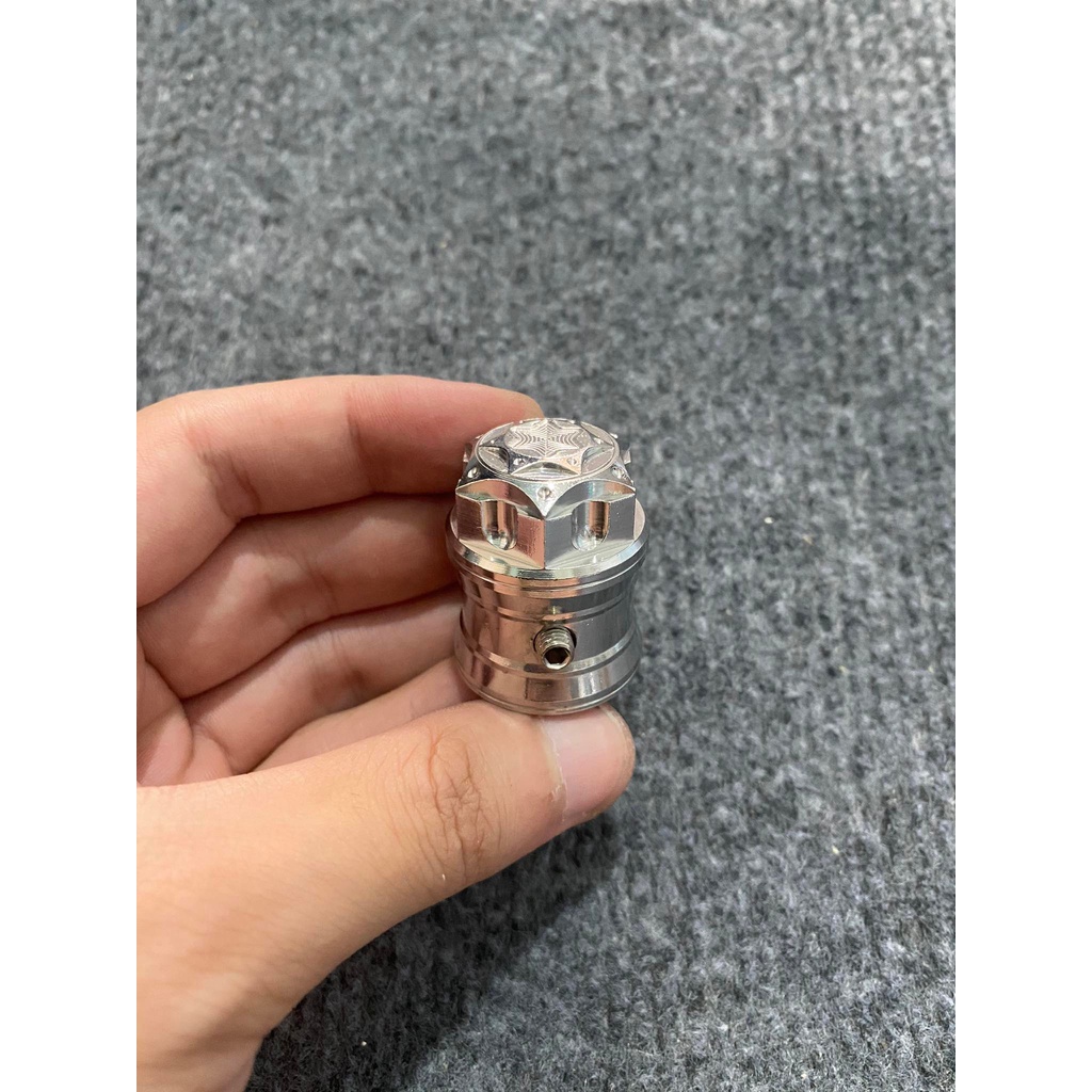 CHỤP GIÒ ĐẠP INOX