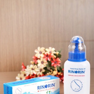 Bình rửa mũi Rinorin kèm 30 gói muối