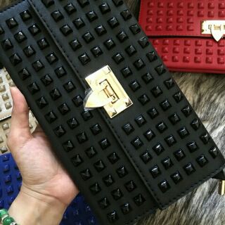 Clutch cầm tay Valentino
