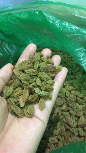 1kg nho khô xanh- ngọt dịu, màu tự nhiên