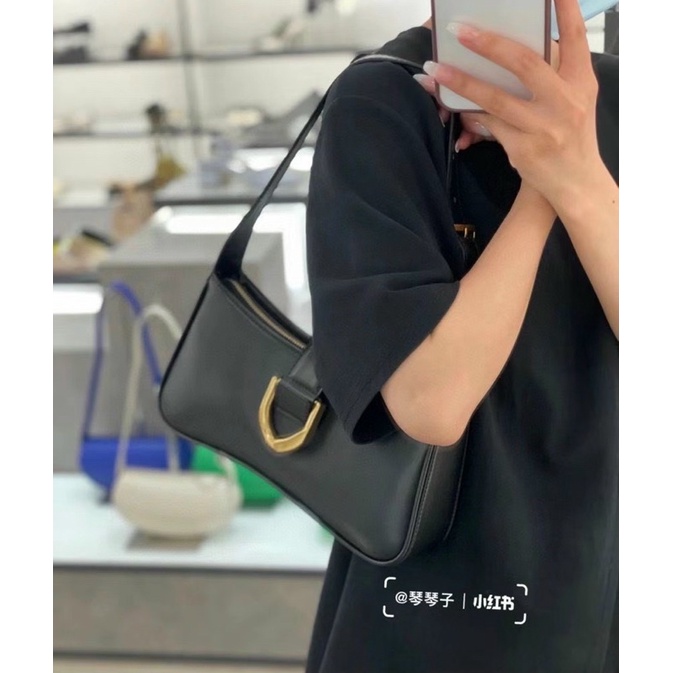 Túi chữ nhật kèm dây đeo chéo xinh xắn đủ 4 màu - HANA BAG