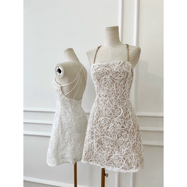 Đầm hai dây ren nổi đan dây lưng phía sau sexy hàng thiết kế cao cấp