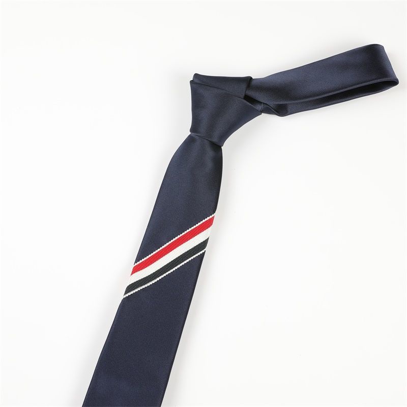 Cà Vạt Nam Bản Hẹp 6cm Màu Đen Bạc Thời Trang Hàn Quốc