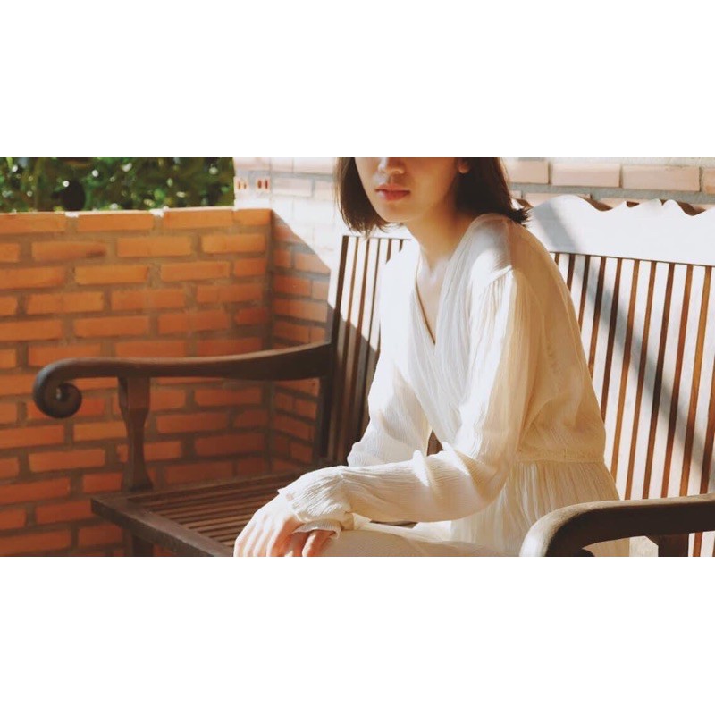 Đầm trắng be vải nhun Korean