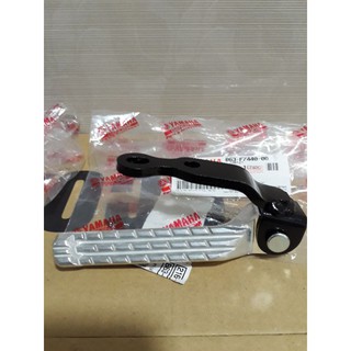 Gác chân sau bên phải NVX  v1 Yamaha hang chinh hang 100%