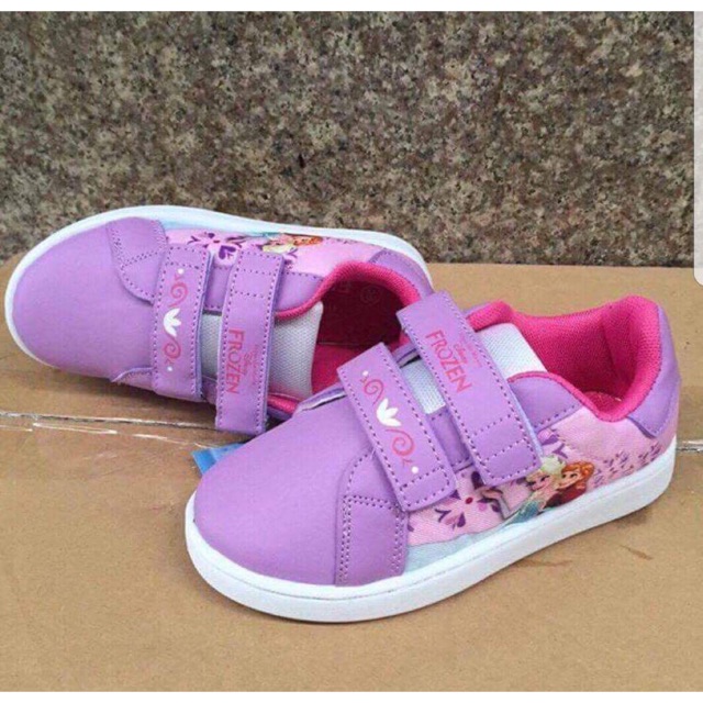 Giày thể thao công chúa elsa 😍😍