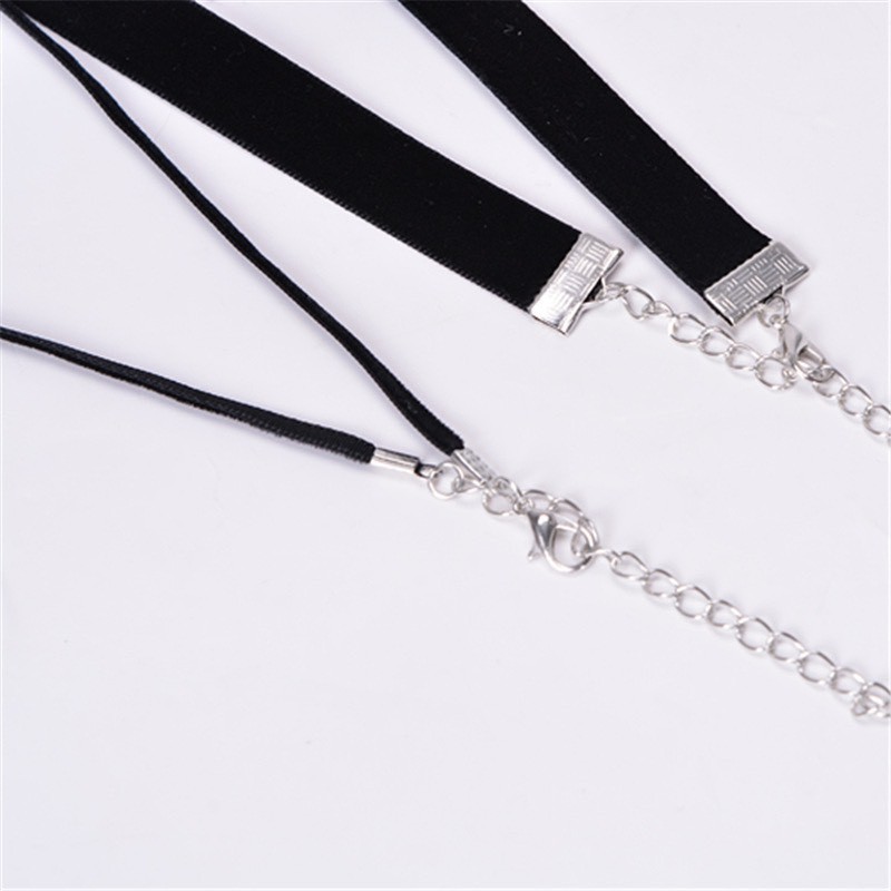 Choker nhung đen trơn A-CK147