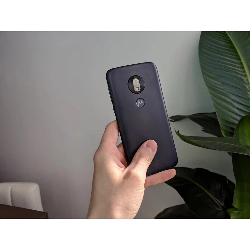 Điện thoại Motorola G7 Play - 5,7 inch HD+, Thiết kế gọn đẹp giá tốt tại Zinmobile