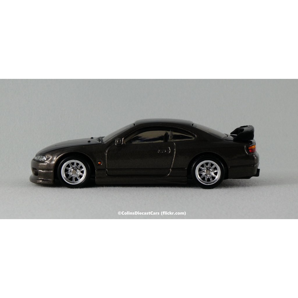 Xe mô hình Hot Wheels 1/64 Fast & Furious FAST TUNERS Nissan Silvia S15