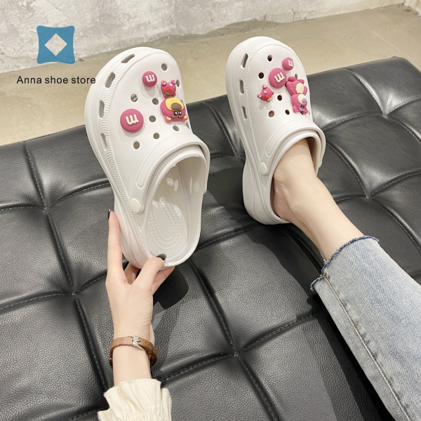 Dép đi biển đế dày tăng chiều cao thiết kế đục lỗ thoáng khí dễ thương cho nữ sinh