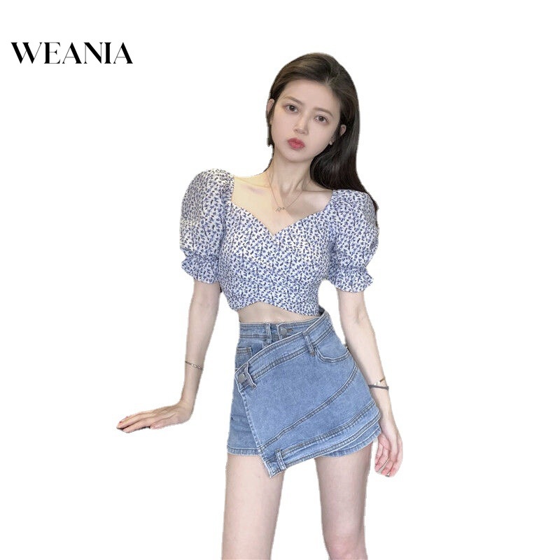 Áo Croptop Cổ Vuông Tay Phồng In Hoa Xinh Xắn Cho Nữ