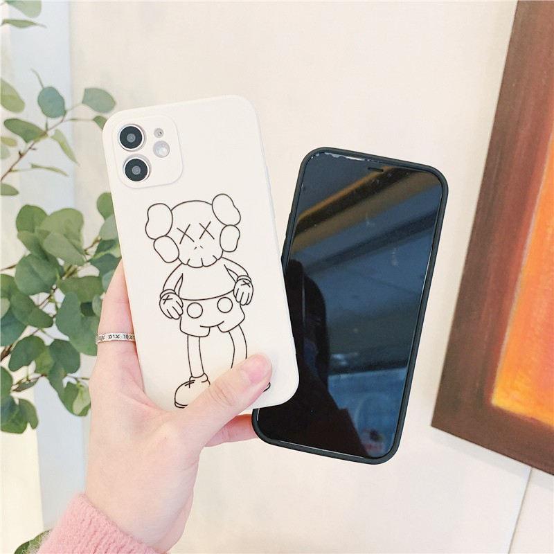 Ốp lưng iphone Kaws chân dài cạnh vuông 6/6plus/6s/6splus/7/7plus/8/8plus/x/xr/xs/11/12/13/pro/max/plus/promax