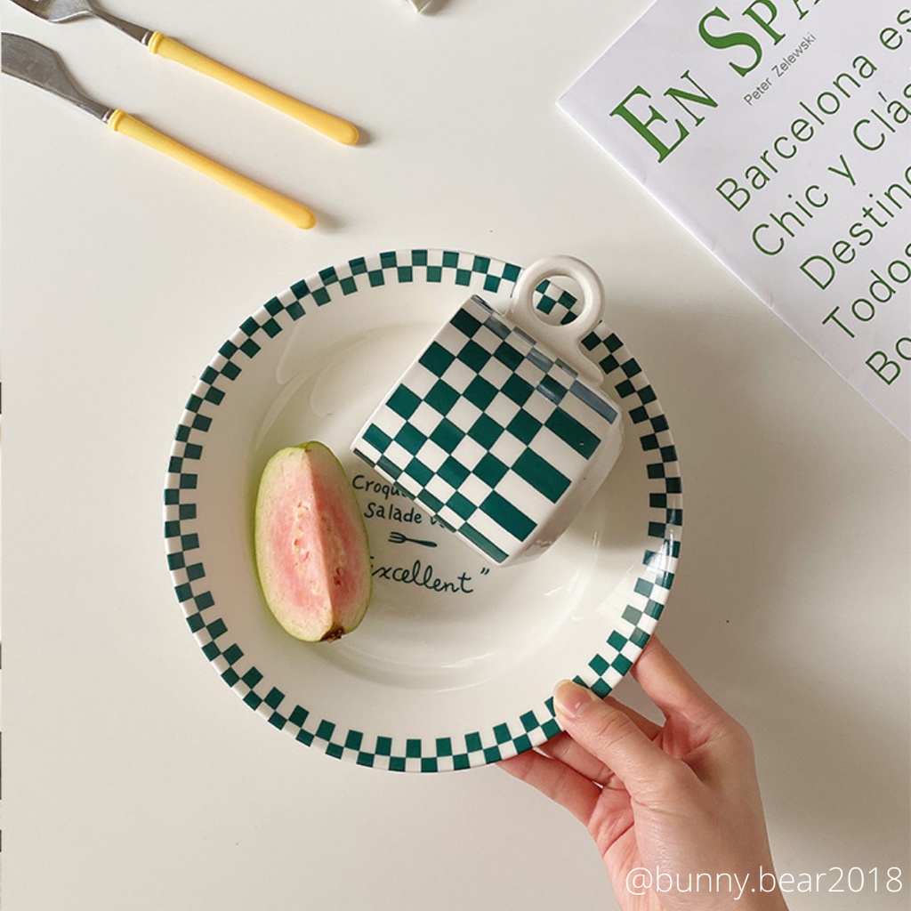 Đĩa sứ xinh xắn phong cách Hàn Quốc viền sọc caro