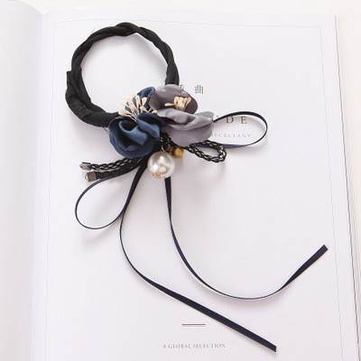 B07 Búi tóc hoa vải kèm ruy băng xinh