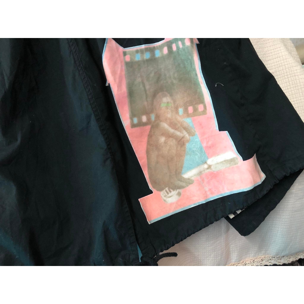 AK180 Áo khoác kiểu KAKI dáng dài sau lưng dán hình seêxyyy hàng 2hand độ mới cao TIEM2021