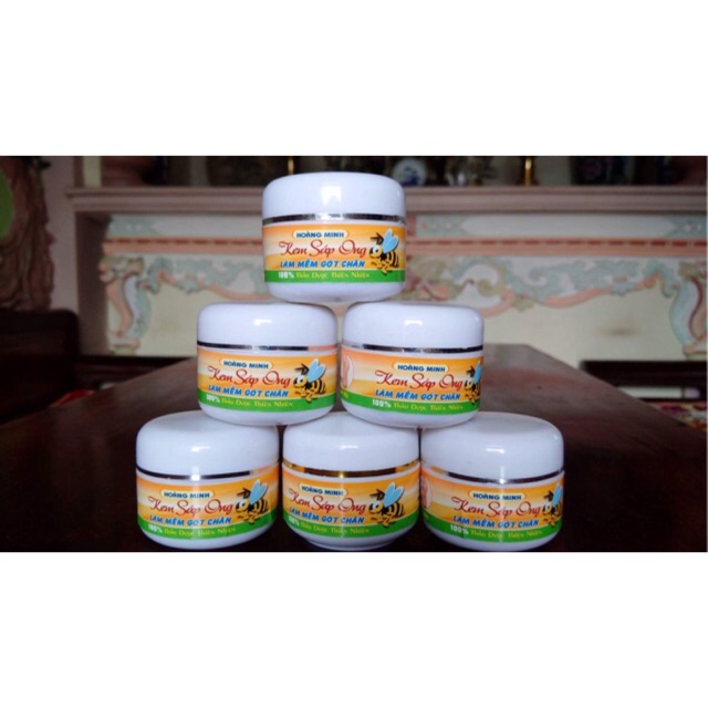 Kem sáp ong trị nứt gót chân