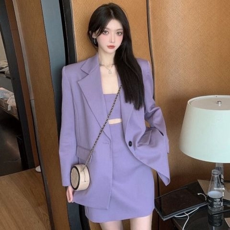 Bộ Đầm Hai Dây Mỏng Màu Tím + Áo Khoác Suit Dành Cho Nữ 8182