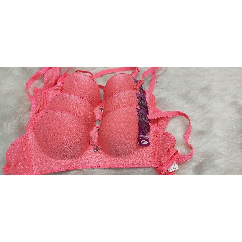 Áo ngực còn ít mẫu sale