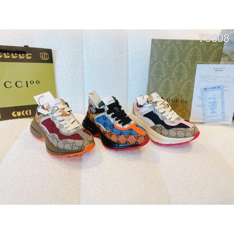 Giày sneaker nâng đế phối màu