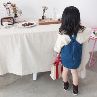Yếm jean bé gái