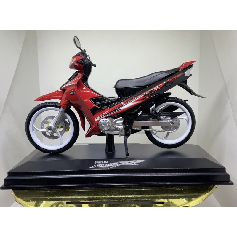 YAMAHA YAZ 125cc (Y125ZR) MÔ HÌNH XE MOTOR ( ĐỎ - ĐEN - bánh trắng ) tỉ lệ 1/12