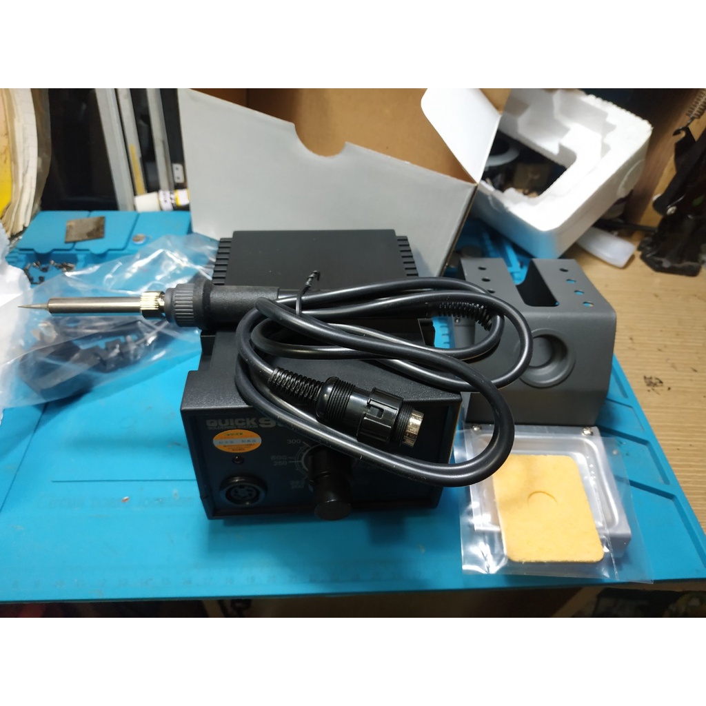MÁY HÀN QUICK 936A MỚI CHÍNH HÃNG