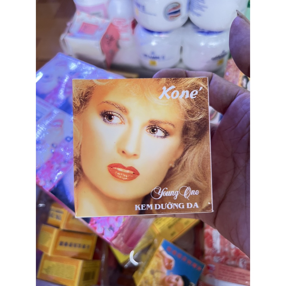 Kem tóc xù Kone trắng da 20g