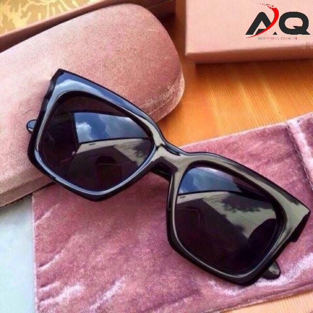 Kính Mát Đen Chữ V Gọng Lớn Phong Cách Hàn Quốc Sơn Tùng MTP- AQSTORE