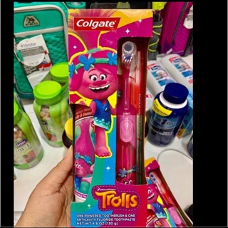 Set bàn chải điện + kem đánh răng colgate cho bé