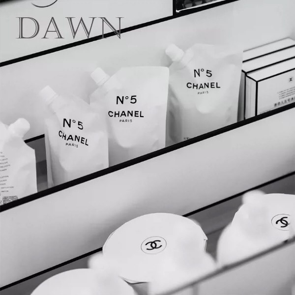 Lotion nước hoa NO5 Paris dưỡng ẩm thơm lưu hương lâu