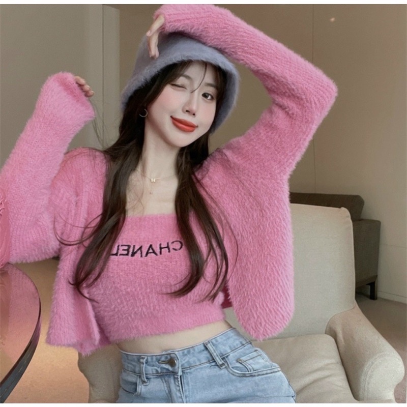 Set 2 áo len lông thêu chữ : áo 2 dây kèm áo khoác lông | BigBuy360 - bigbuy360.vn