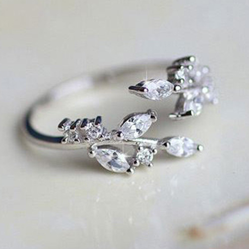 Nhẫn hở mạ bạc 925 hình chiếc lá đính đá xinh xắn