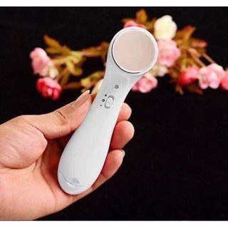 MÁY RỬA MẶT MASSAGE ION