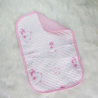 Miếng lót chống thấm cho bé