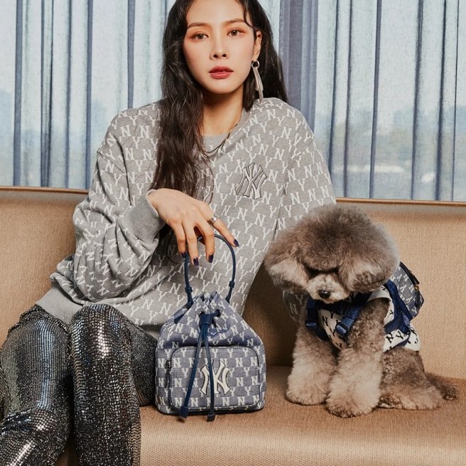 Túi xách đeo vai thiết kế rút dây phong cách vintage thời trang cỡ 19x23x12cm