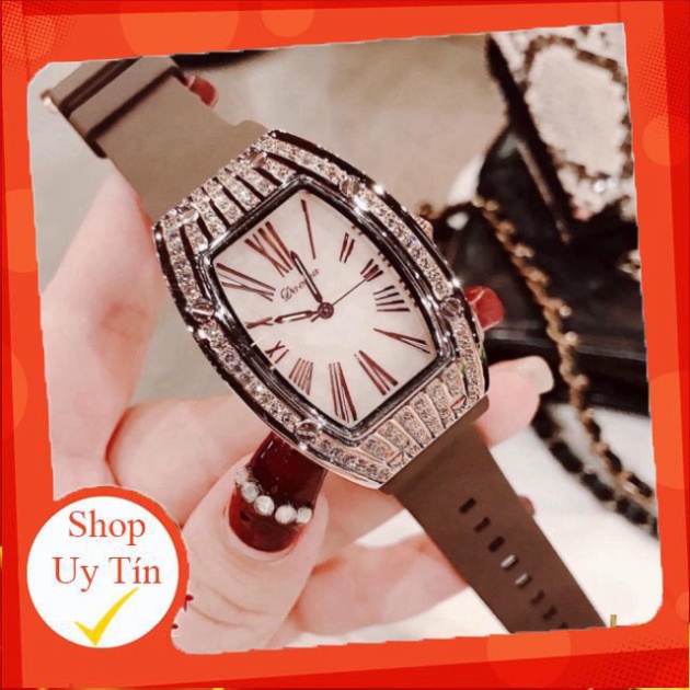 Đồng hồ nữ Davena mặt bầu quai silicon mềm dẻo, bảo hành 12 tháng