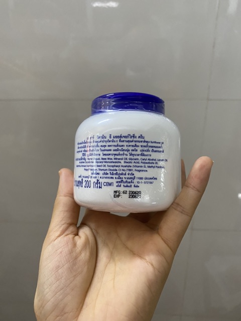 Kem dưỡng ẩm vitamin E Thái lan | BigBuy360 - bigbuy360.vn