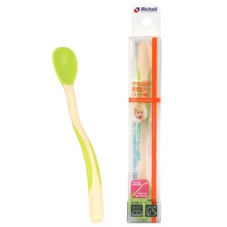 Thìa mềm ăn dặm Richell xanh lá RC21141