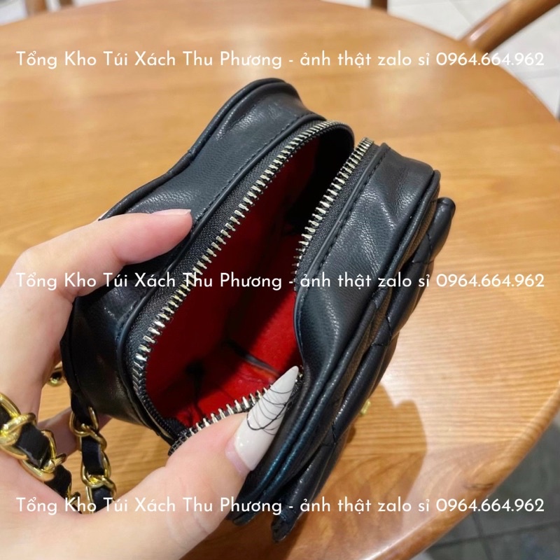 Túi đeo chéo hình tim đính logo vàng nổi size 15 siêu xinh (cam kết chuẩn ảnh)