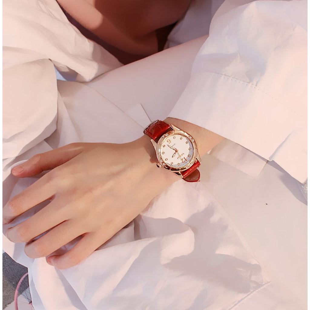 [Mã FAMAYFA2 giảm 10K đơn 50K] DHD222 ĐỒNG HỒ NỮ DÂY DA VISER Q9 MẶT ĐÍNH NGỌC CỰC ĐẸP THỜI TRANG | BigBuy360 - bigbuy360.vn