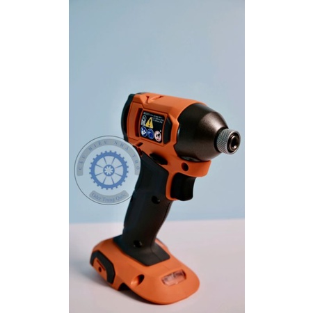 Máy vít RIDGID 18v R872311