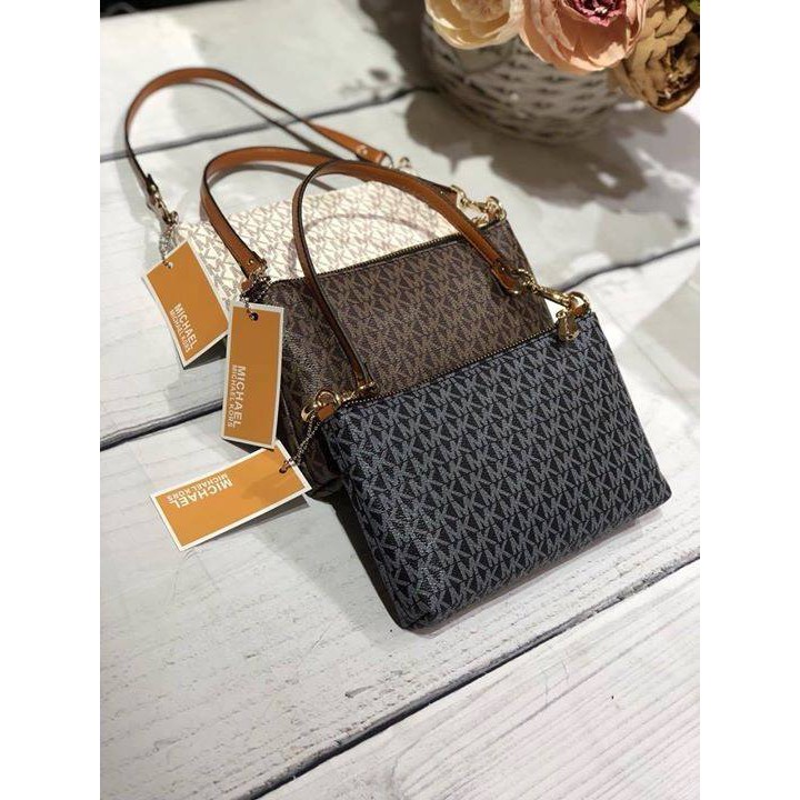 Túi MK Mini dáng mỏng