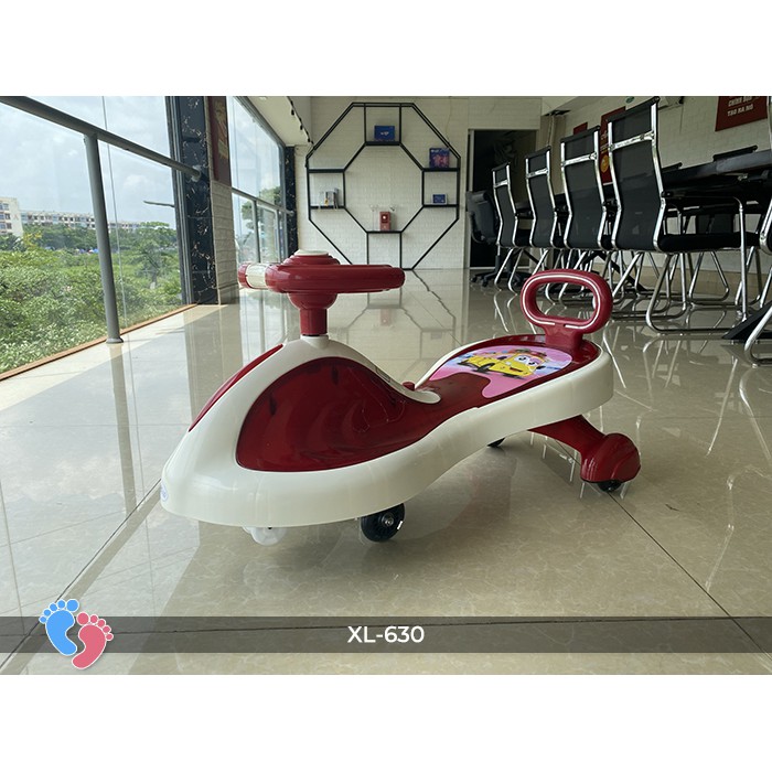 Xe lắc tay cho bé có đèn &amp; nhạc BABY PLAZA XL-630