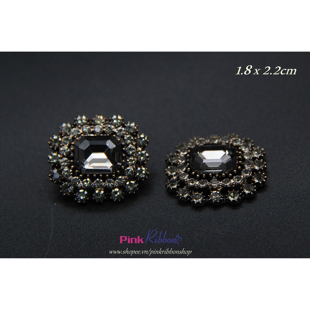 Charm chữ nhật đính đá màu đồng