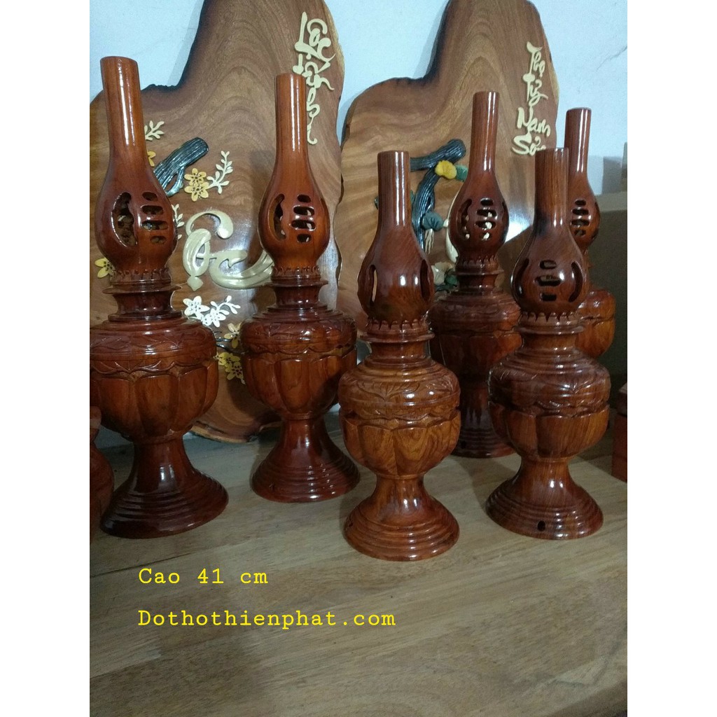 Cặp đèn thờ gỗ hương 41 cm